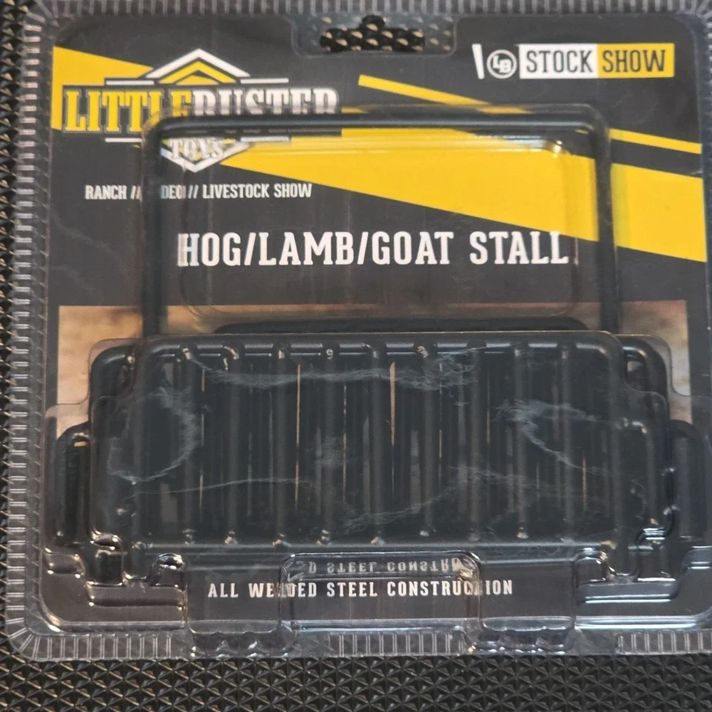 Little Buster Hog/Lamb/Goat Stall 1/16 Scale New